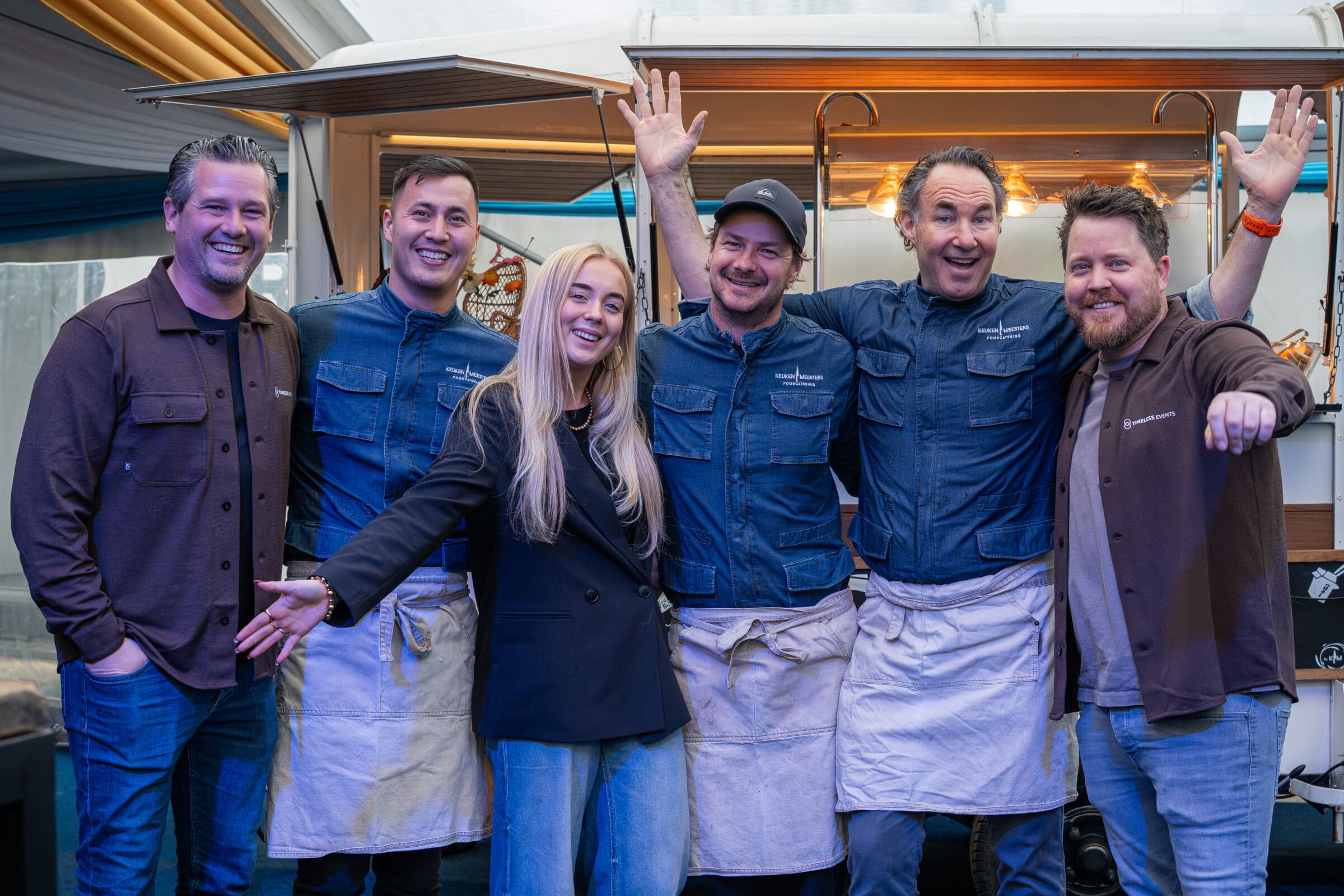 Personeel Timeless en catering op de foto