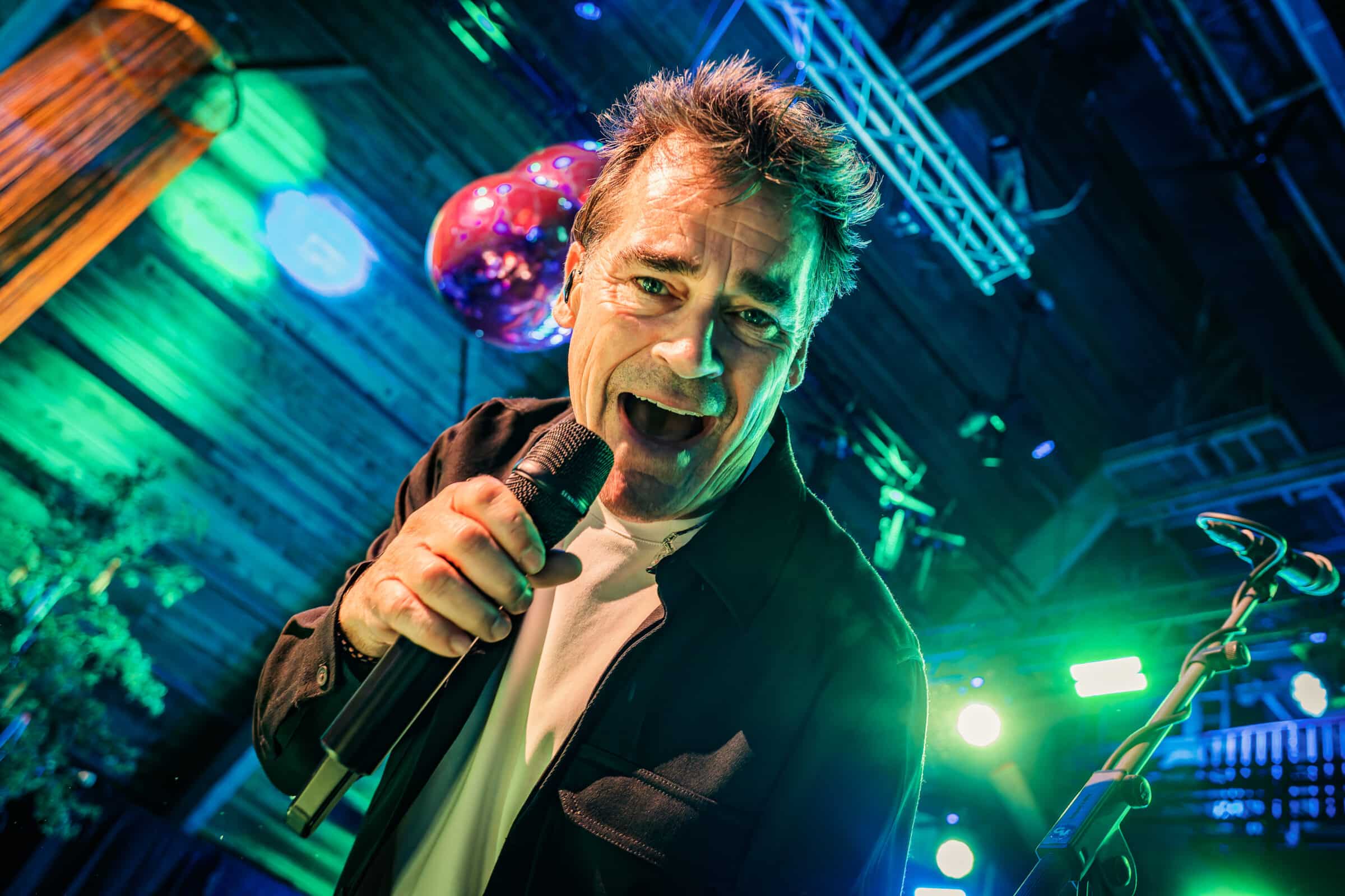 close up jeroen van der boom kraamzomer festival