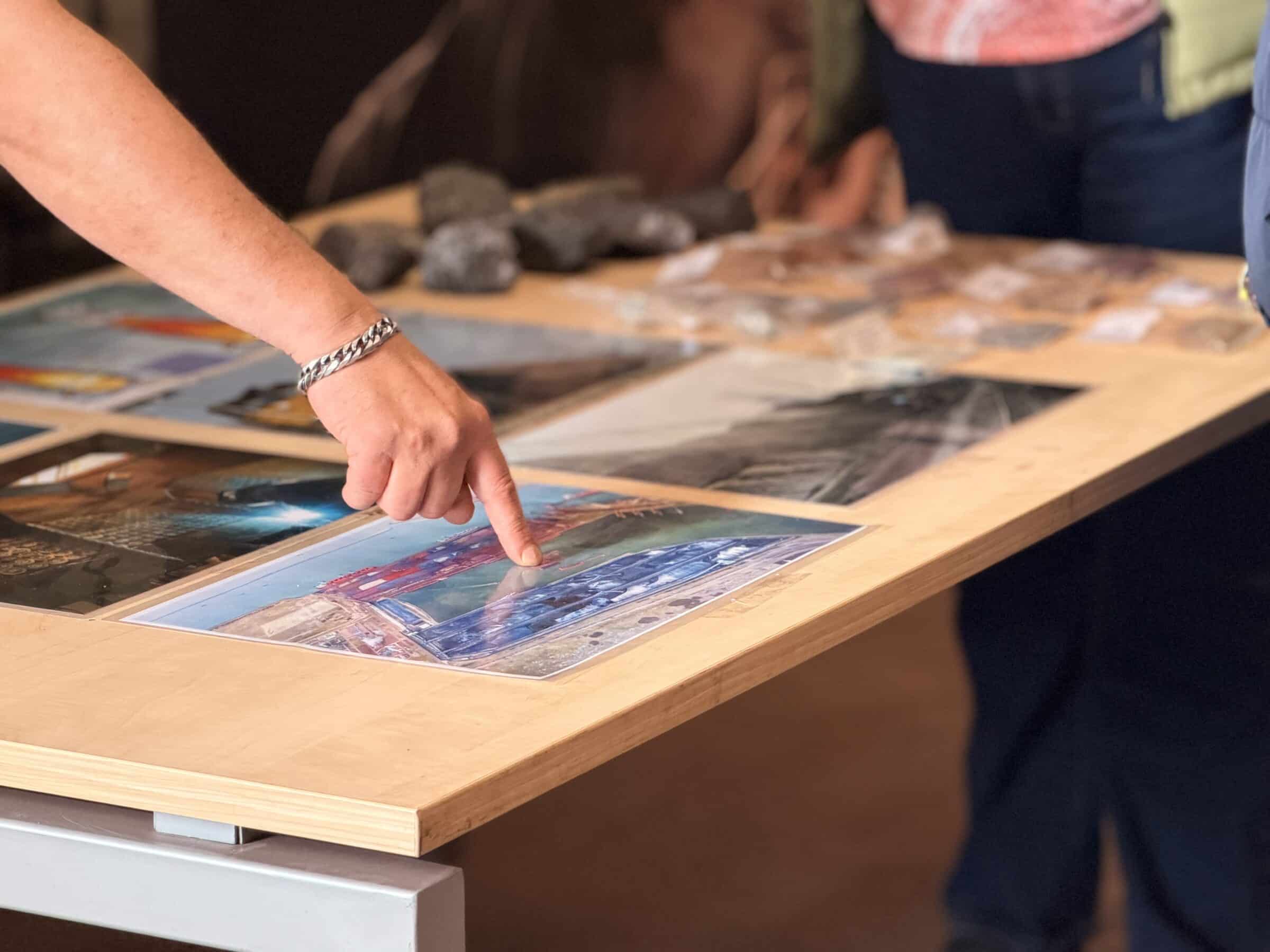 informatie tafel bij EECV